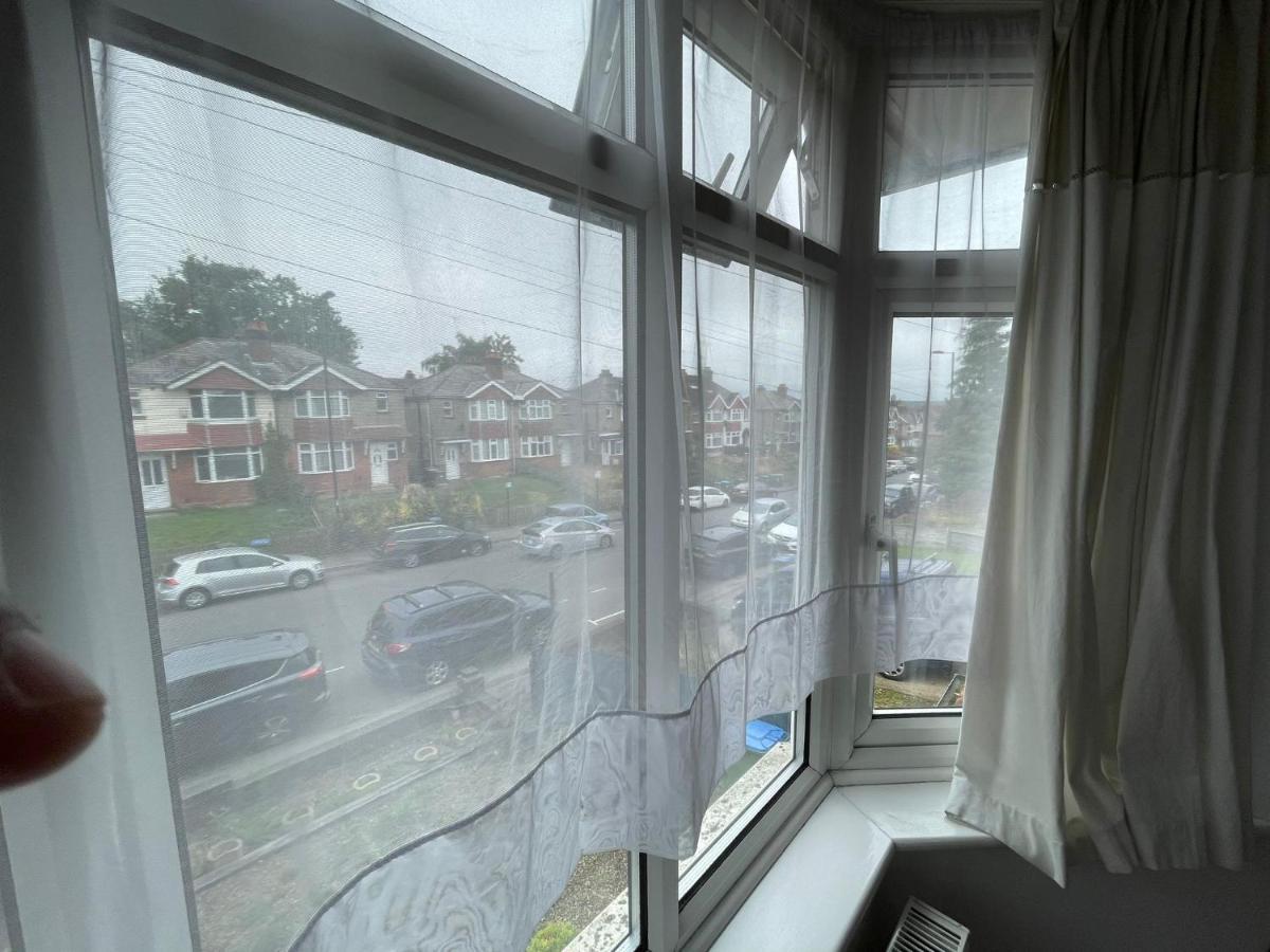 Nharakat Mansion Apartment Southampton Bagian luar foto