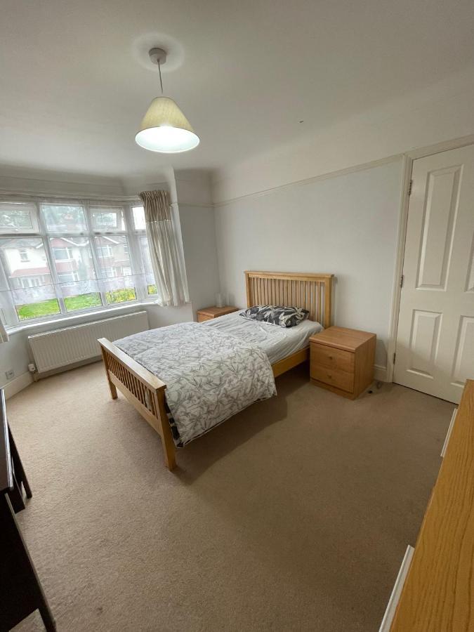 Nharakat Mansion Apartment Southampton Bagian luar foto